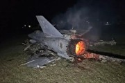 在线解梦以军F-35战机被击落？伊朗媒体公布照片
